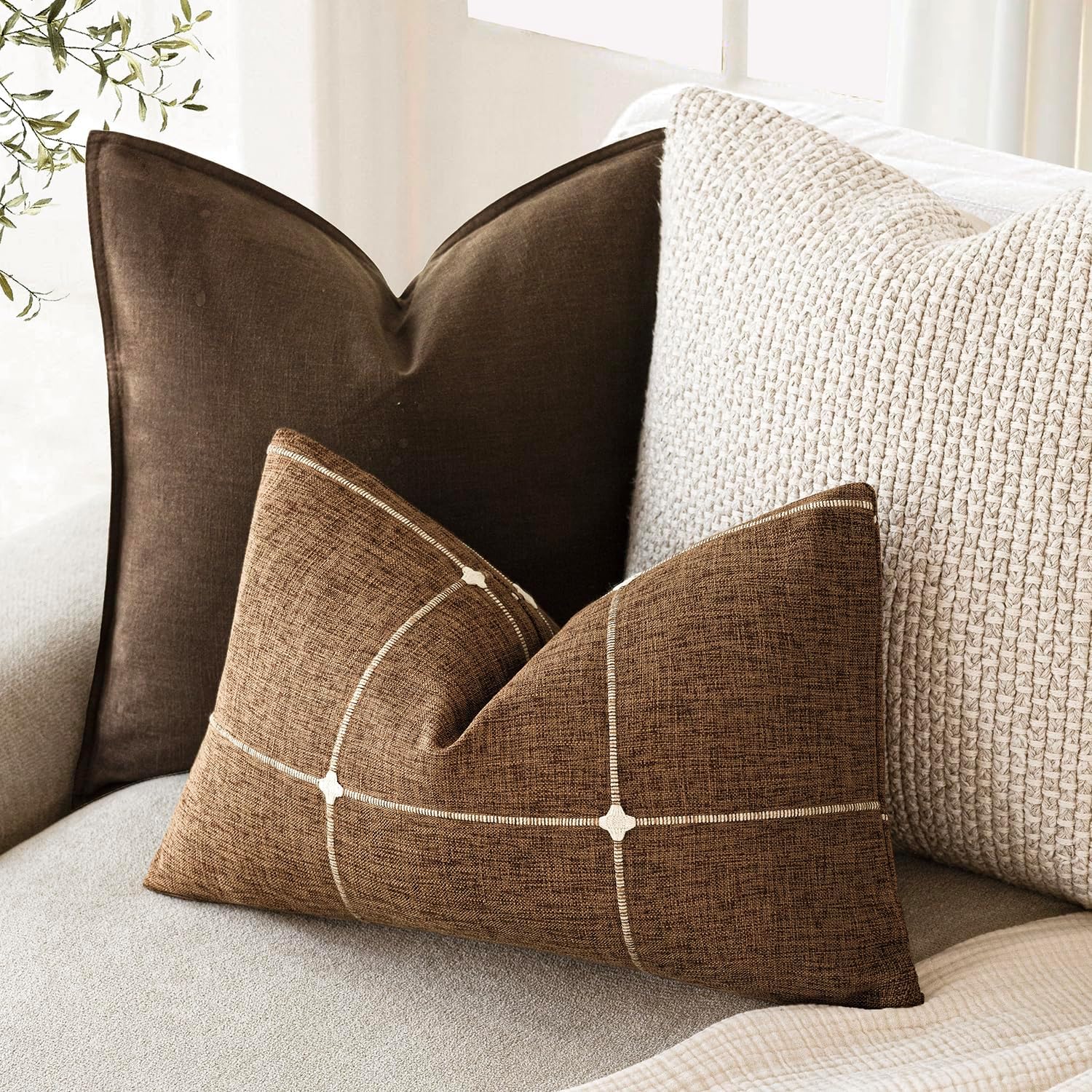 Foindtower Pack of 2 Decorative Faux Linen Jacquard Check Throw Pillow Covers Farmhouse Lumbar Cushion Cover with Grid Textured Pillowcase for Couch Sofa Living Room Home Decor,12×20 Inch,Orange Brown