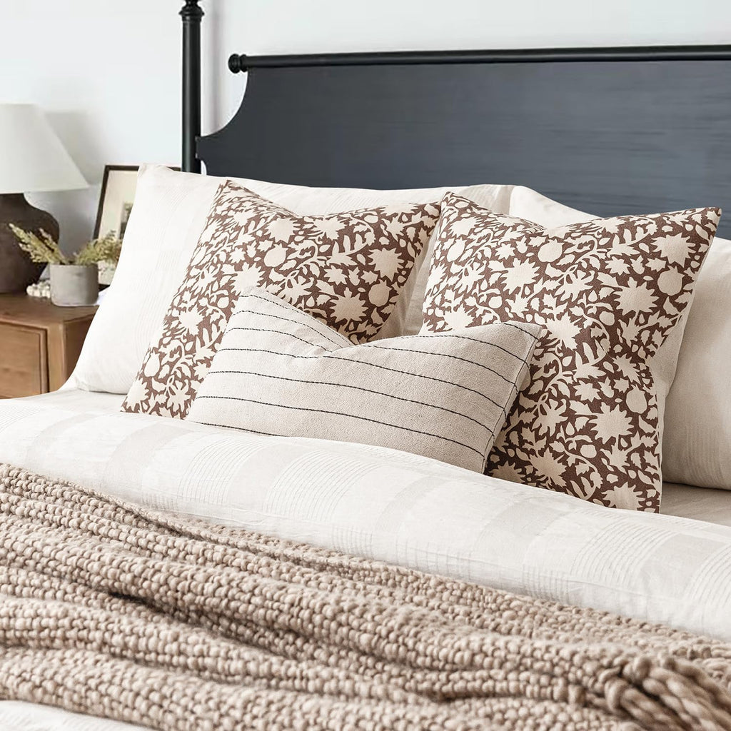 Foindtower Set of 2 Decorative Neutral Floral Lumbar Throw Pillow Covers Accent Farmhouse Cushion Covers Boho Vintage Pillowcase for Couch Sofa Bedroom Living Room Home Decor,12×20 Inch,Brown