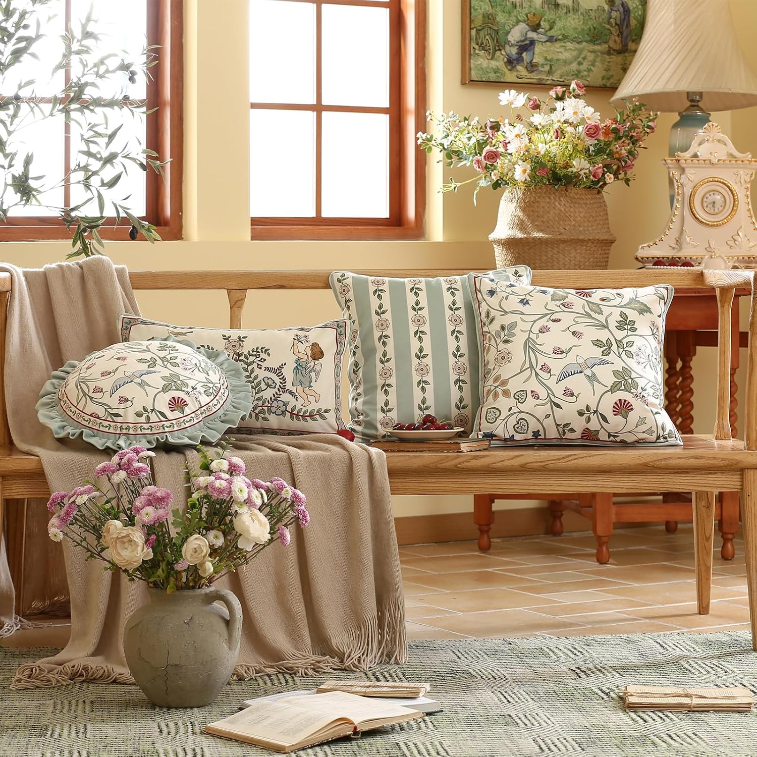 Square Throw Pillow Covers, Green Cozy Velvet Farmhouse with Birds and Flowers Pattern Pillowcases,Decoration Pillows Cushion Covers for Couch Sofa Bed Car Chair,18"x18"