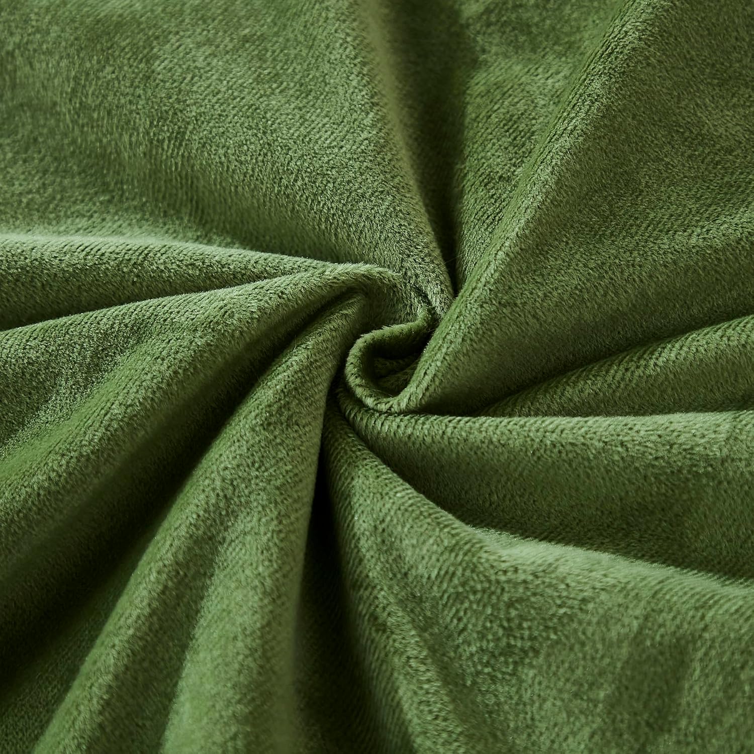 Uhamho Set of 2 Standard Pillowcases Faux Fur Throw Pillow Covers Queen Size Shams Soft Velvet Decorative Zipper Closure (Sage, 20"x26")