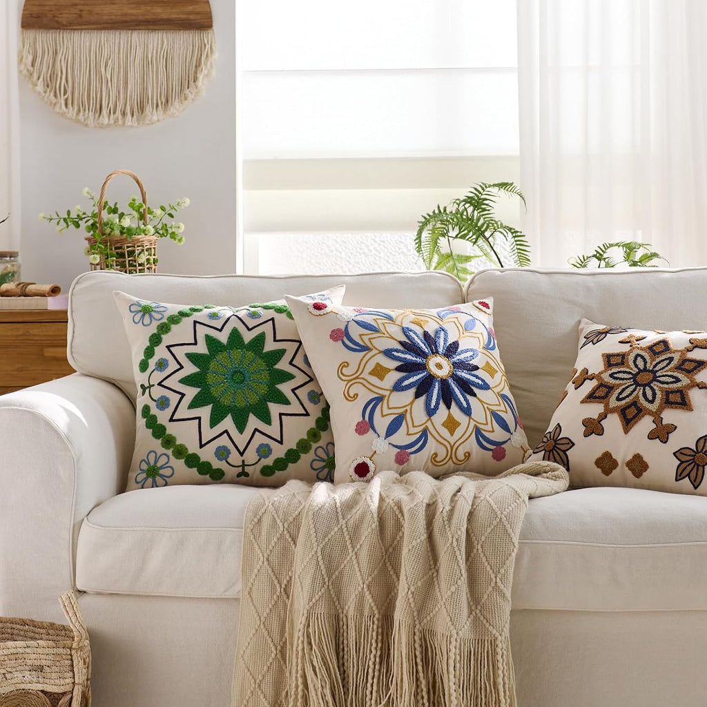 Embroidered Throw Pillow Cover 18x18 Christmas Boho Floral Pattern Pillows Cover Outdoor Decorative Pillowcase,Durable Cozy Textured Cushion Case for Sofa Couch Bed Living Room,Green