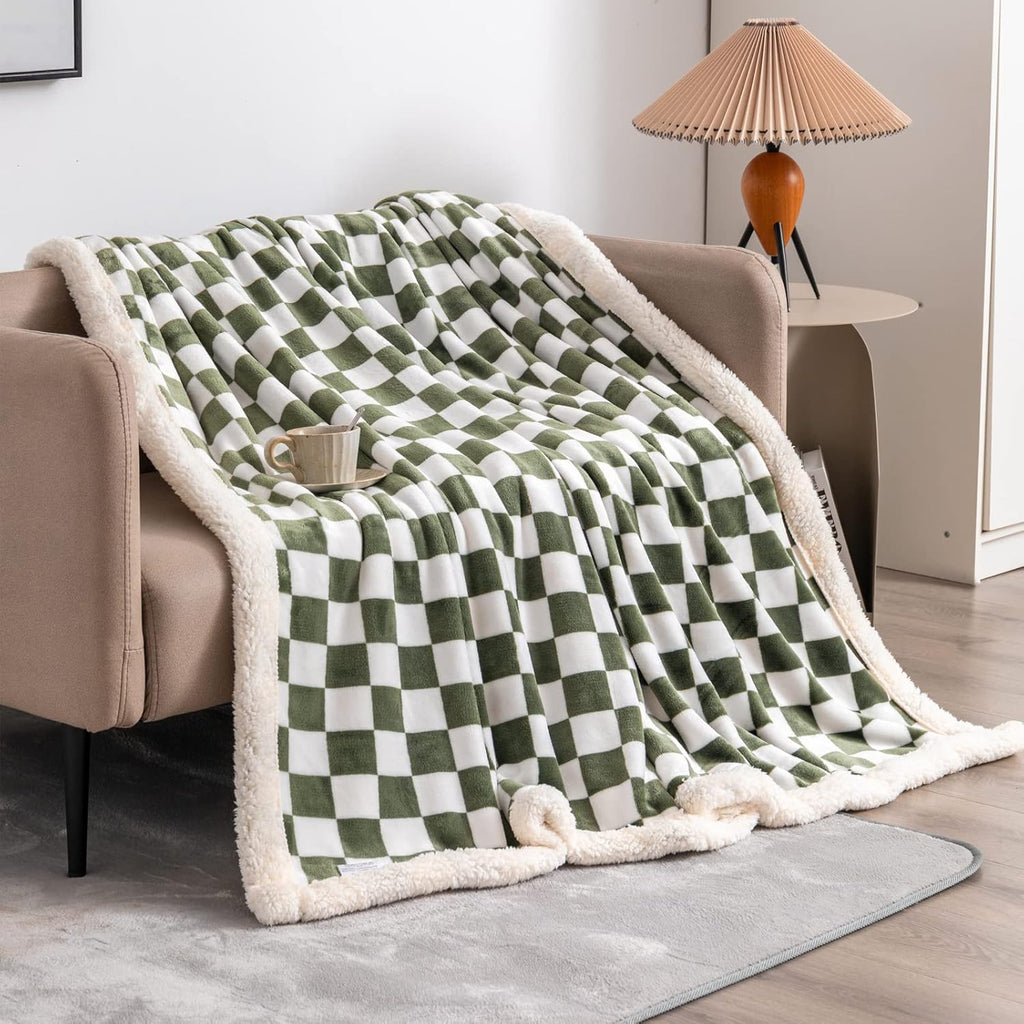 LOMAO Sherpa Throw Blanket Fleece Blanket with Checkered Pattern Soft Thick Blanket for Couch, Bed, Sofa Luxurious Warm and Cozy for All Seasons (Dark Olive,60"x80")