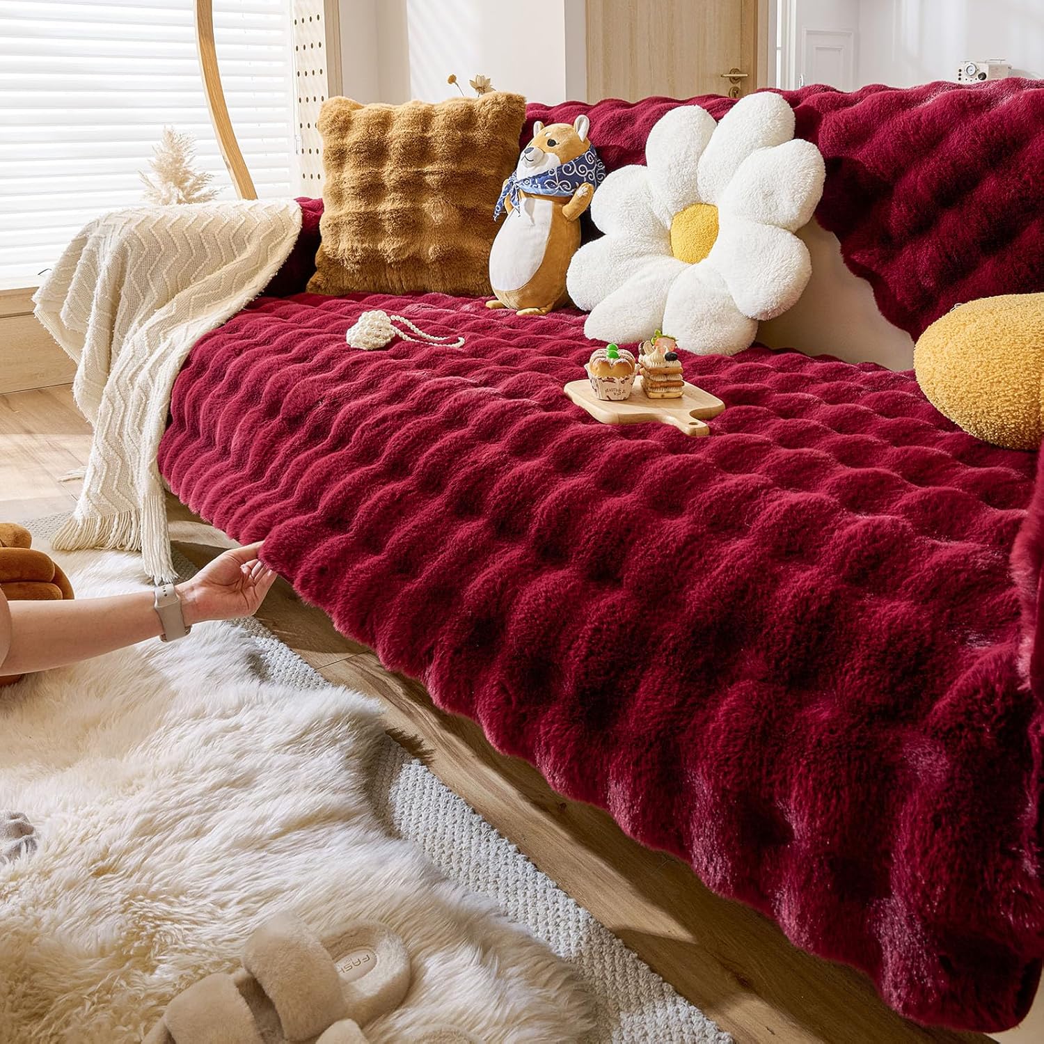 Christmas Faux Fur Couch Cover Fuzzy Soft Plush Thick Bubble Sofa Cover Luxury Sectional Couch Covers Luxury Anti-Slip Sofa Slipcover Washable Furniture Protector (Wine Red,36"x47")