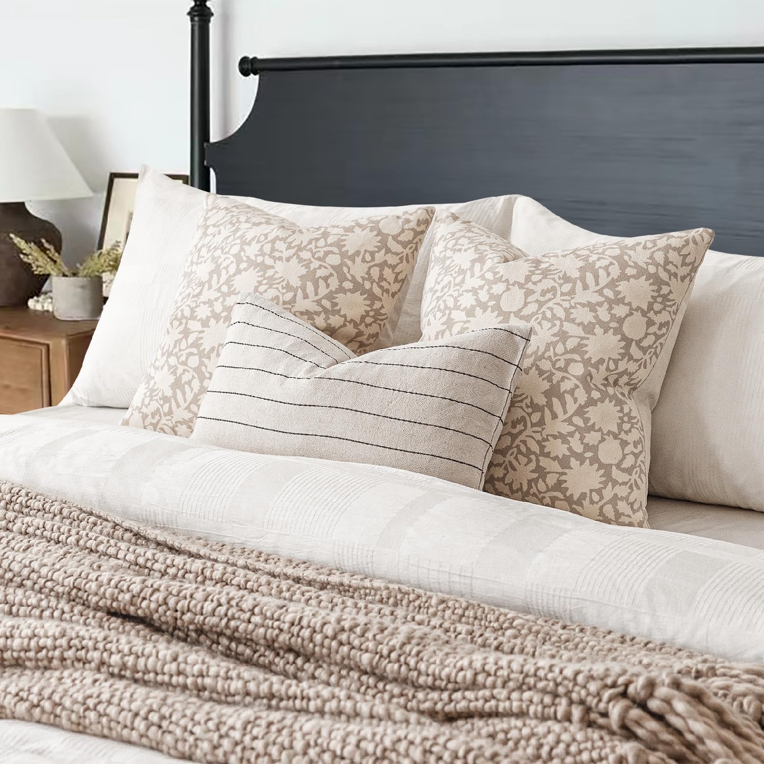 Foindtower Set of 2 Decorative Neutral Floral Throw Pillow Covers Accent Farmhouse Cushion Covers Boho Vintage Pillowcase for Couch Sofa Bedroom Living Room Home Decor,22×22 Inch,Ivory Beige