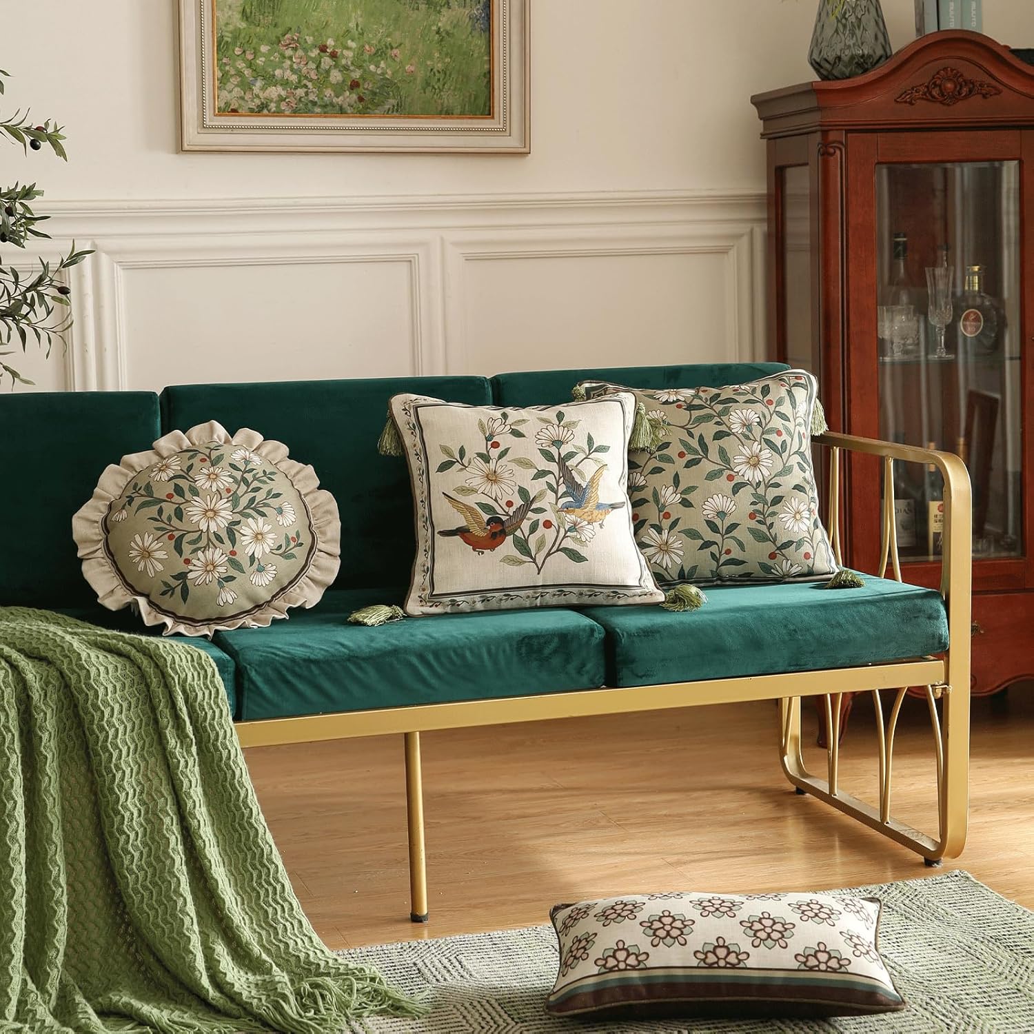 ISAENNE Design Square Bird Floral Linen Throw Pillow Covers 18"x18" Pack of 2, White Simple Elegant Daisy Pattern Cushion Covers Decor Pillowcases for Bed,Living Room,Outdoor,Car