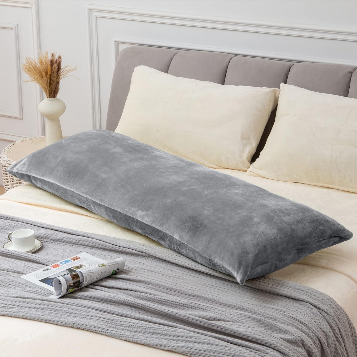 BEDELITE Body Pillow Cover with Zipper Closure, Super Soft and Cozy Fuzzy Fleece Body Pillowcase 20 x 54 Inches, Luxury Fluffy Plush Long Body Pillow Pillowcase for Fall and Winter(Gray)