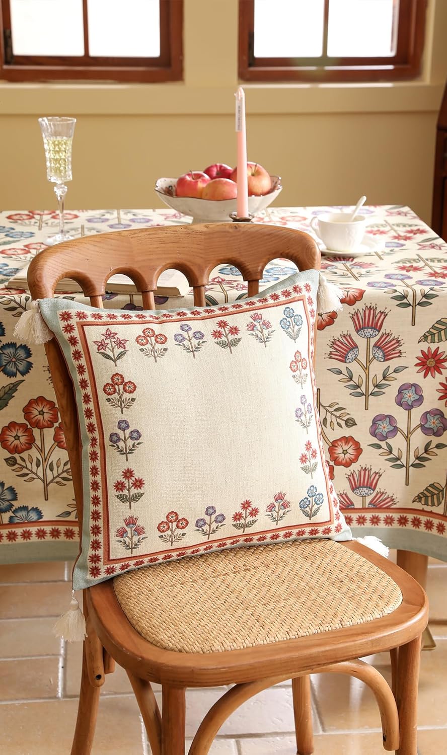 Blue Throw Pillow Covers,Cottage Rustic Farmhouse with Wild Flowers Pattern Linen Pillowcases,Decorative Square Pillows Cushion Cover for Couch Sofa Bed Chair Car,18x18 Inches