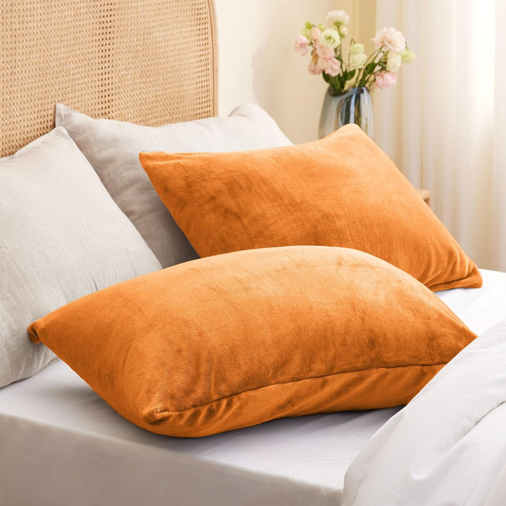 BEDELITE Flannel Pillowcases Standard Set of 2, Super Soft Fleece Pillow Case Cover with Zipper for Bedroom, Sofa, Luxury Cozy Fuzzy Velvet Pillow Shams for All Seasons(20x26 Inches, Burnt Orange)