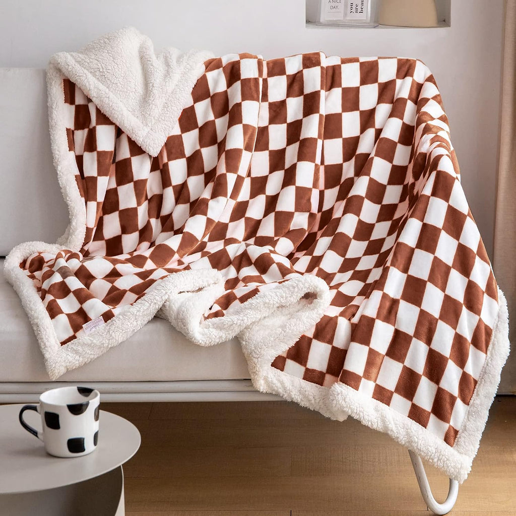 LOMAO Sherpa Throw Blanket Fleece Blanket with Checkered Pattern Soft Thick Blanket for Couch, Bed, Sofa Luxurious Warm and Cozy for All Seasons (Maple Brown, 60"x80")