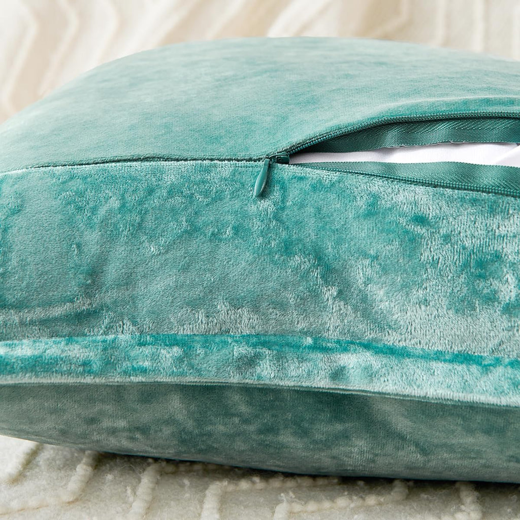 Luxurious Velvet Throw Pillow Covers 20x20 Set of 2 Decorative Pillow Covers Solid Square Cushion Case for Sofa Couch Bedroom Farmhouse, Aqua Green