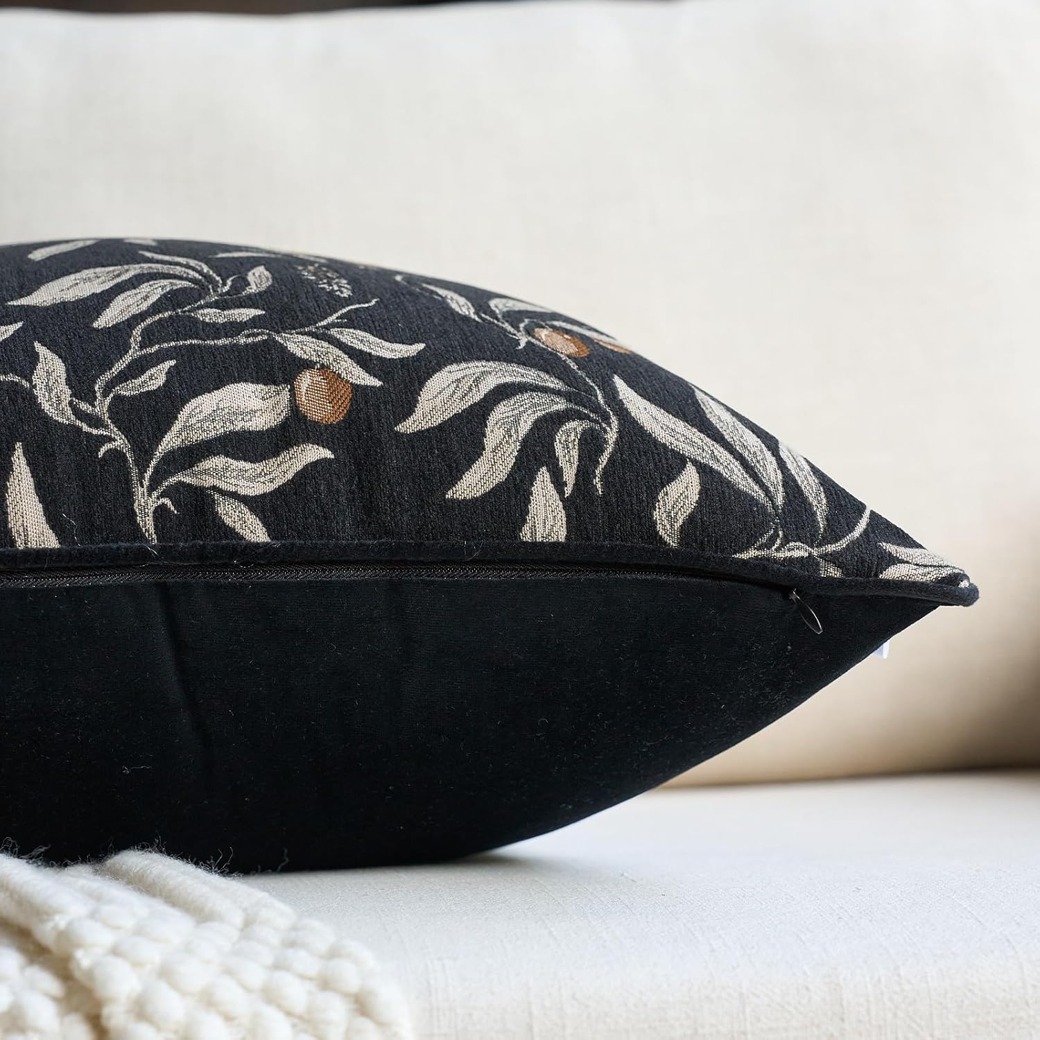 Alerfa Black Floral Throw Pillow Cover 20 x 20 Inch Sqaure Luxury Decorative Pillow Cover for Couch Living Room Bedroom