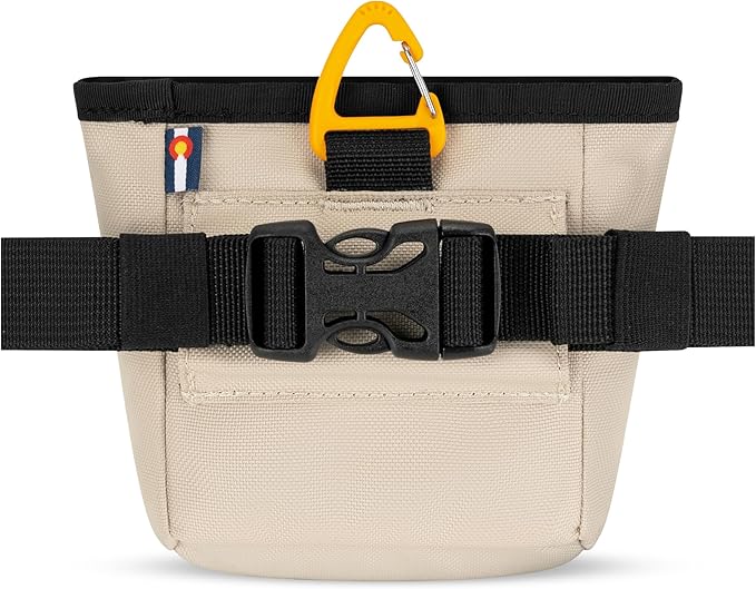 OllyDog Goodie Treat Bag, Dog Treat Pouch, Waist Belt Clip for Hands-Free Training, Magnetic Closure, Dog Training and Behavior Aids, Three Ways to Wear (Con Leche)