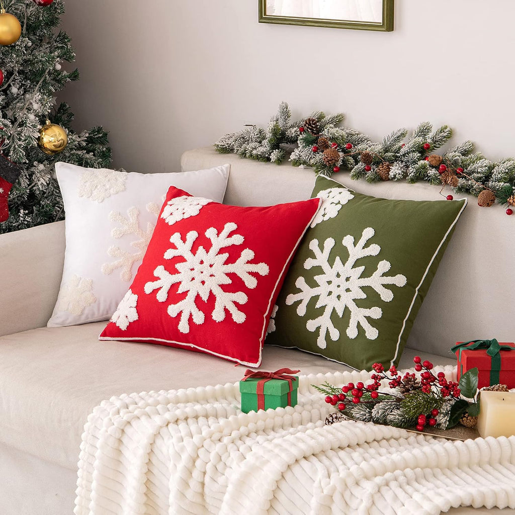 MIULEE Pack of 2 Christmas Decorative Snowflake Throw Pillow Covers Canvas Embroidery Winter Cushion Cases Holiday Decor Soft Pillowcases for Winter Couch Sofa Bedroom Car（Red, 20x20in）