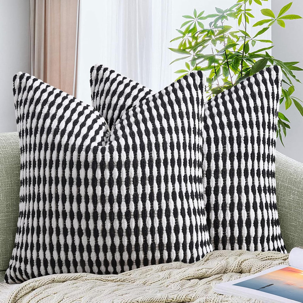 AmHoo Set of 2 Boho Chenille Pillow Cover Decorative Tufted Pillowcase for Couch Bed Sofa Bedroom Living Room Modern 18 x 18-Inch Black