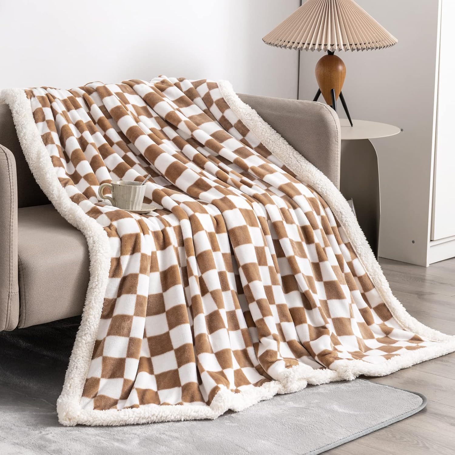 LOMAO Sherpa Throw Blanket Fleece Blanket with Checkered Pattern Soft Thick Blanket for Couch, Bed, Sofa Luxurious Warm and Cozy for All Seasons (Khaki, 90"x90")