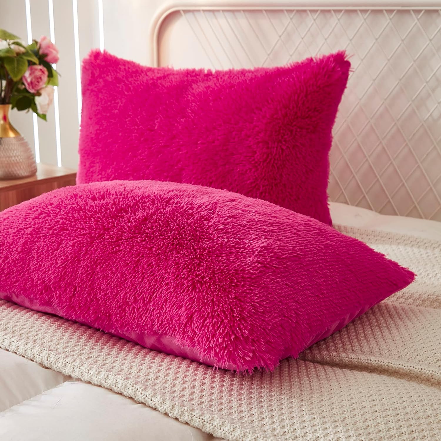 Uhamho Set of 2 Standard Pillowcases Faux Fur Throw Pillow Covers Queen Size Shams Soft Velvet Decorative Zipper Closure (Hot Pink, 20"x26")