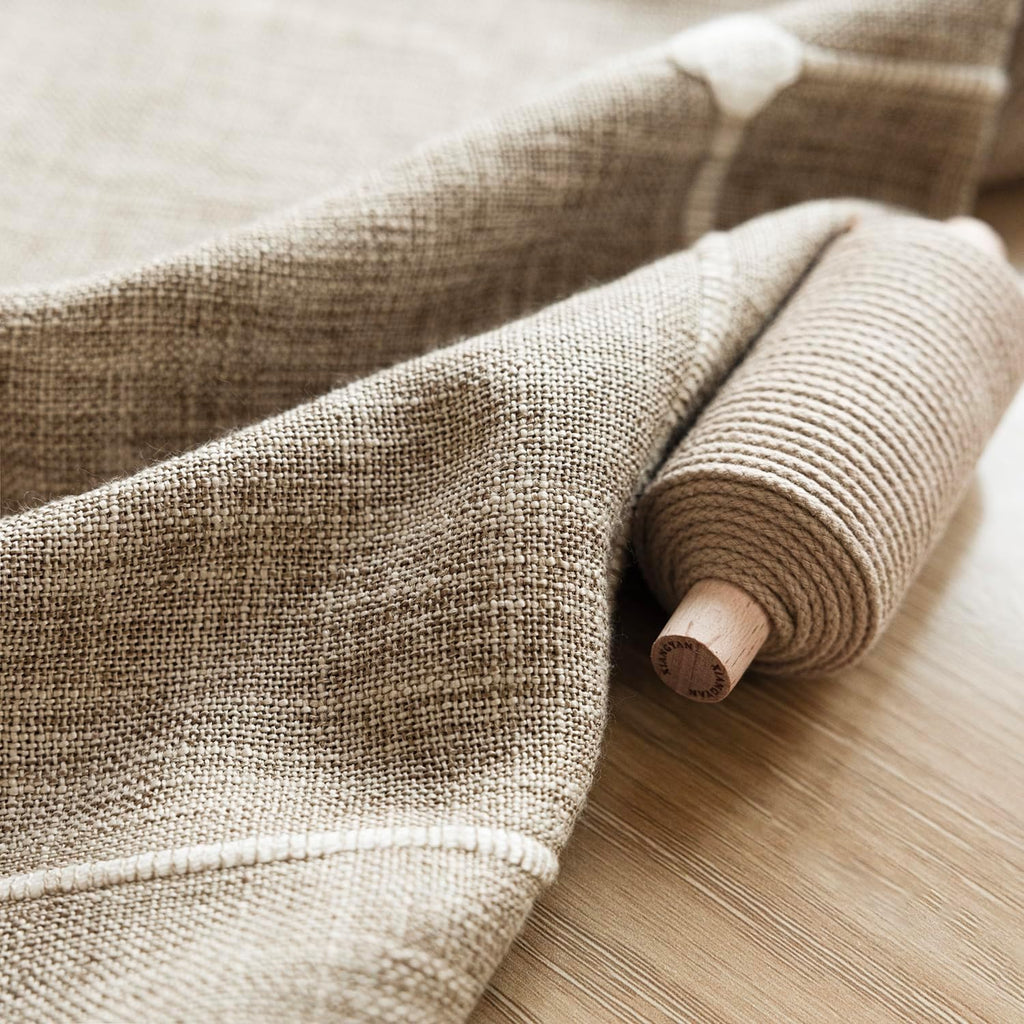 Foindtower Pack of 2 Decorative Faux Linen Jacquard Check Throw Pillow Covers Farmhouse Cushion Cover with Grid Textured Accent Pillowcase for Couch Sofa Living Room Home Decor,18×18 Inch,Oatmeal