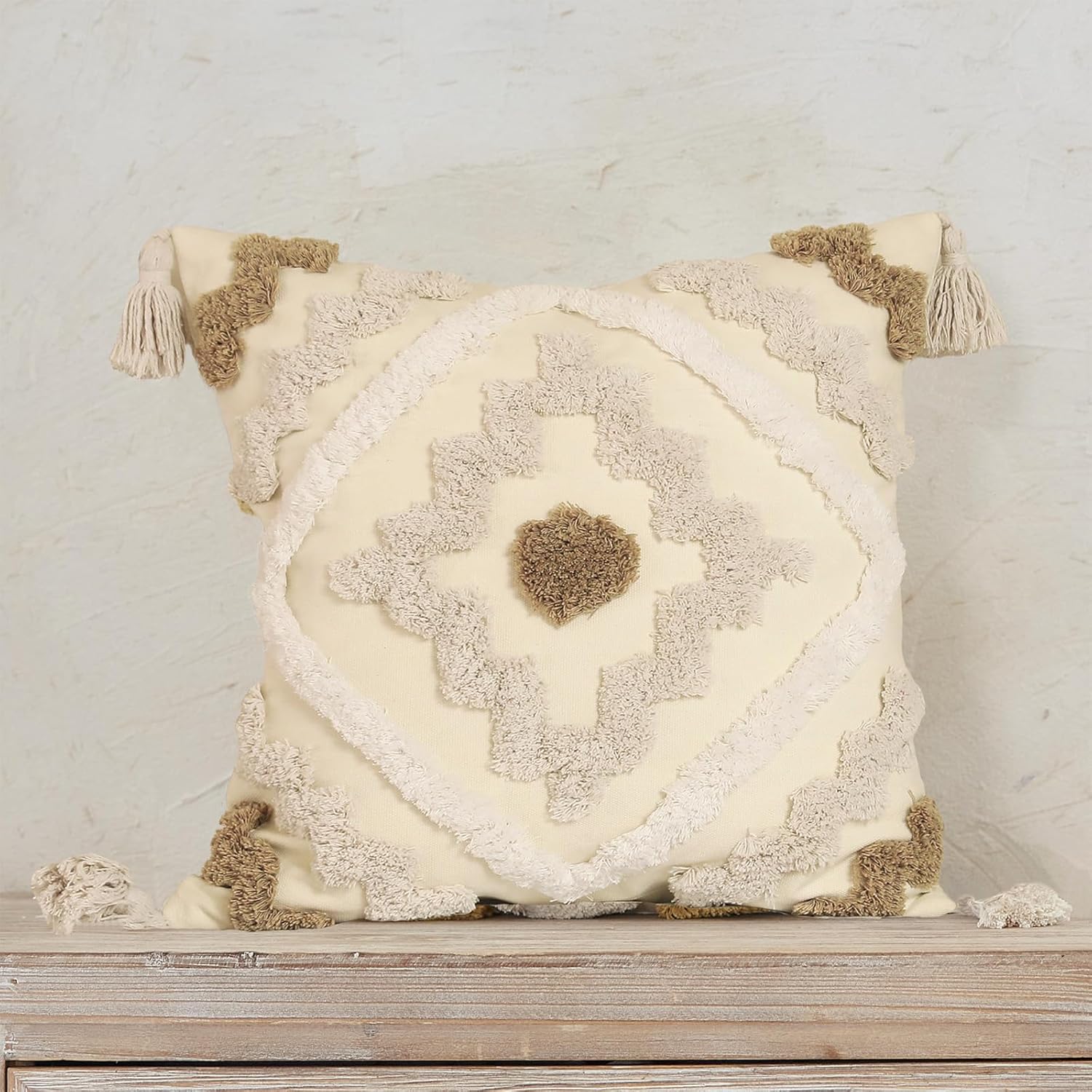 Snugtown Woven Tufted Boho Throw Pillow Cover, Modern Decorative Chevron Diamond Pattern Cushion Case, Farmhouse Pillowcase for Couch Sofa Bedroom Living Room, 18 x 18 Inches, Ivory, Tan, Beige