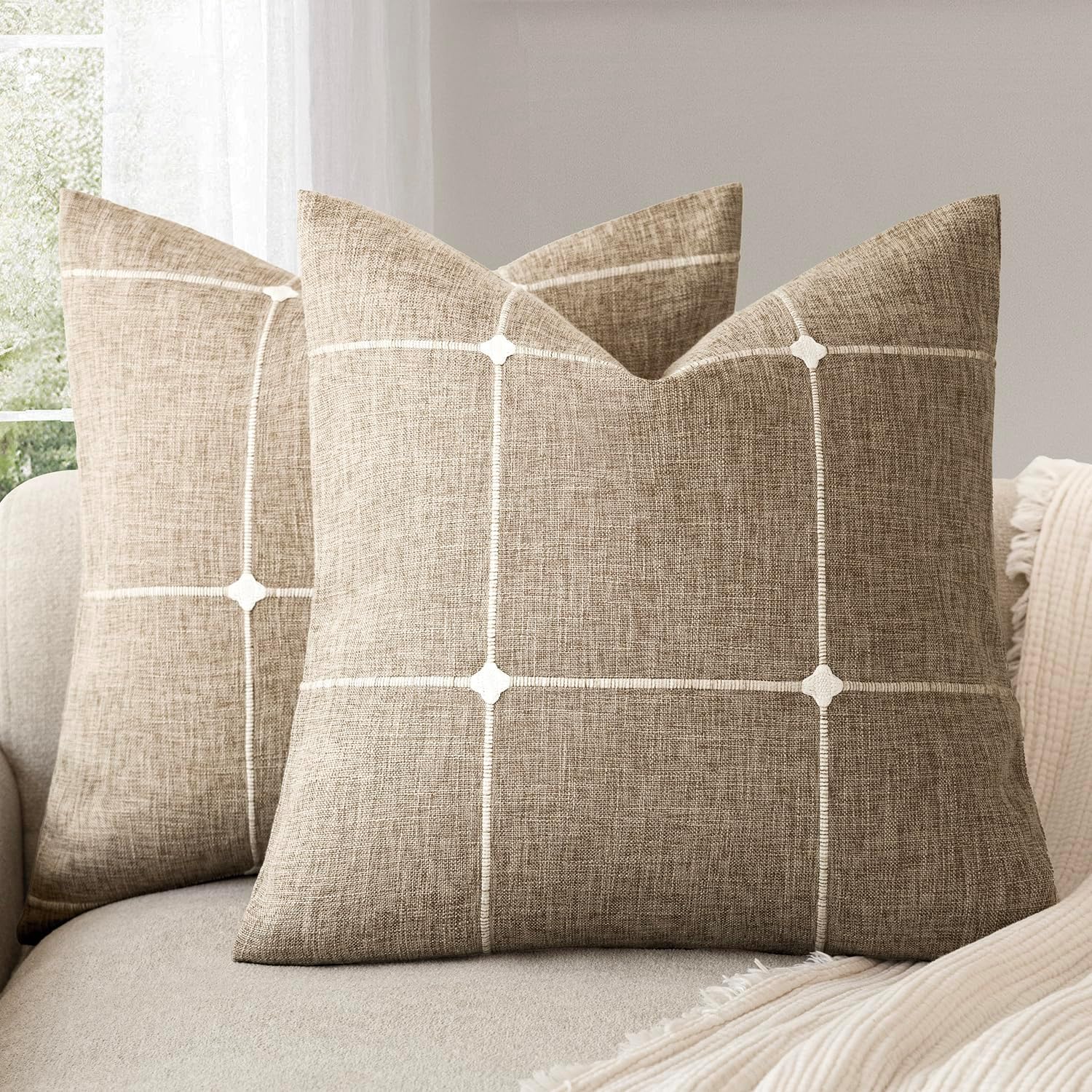 Foindtower Pack of 2 Decorative Faux Linen Jacquard Check Throw Pillow Covers Farmhouse Cushion Cover with Grid Textured Accent Pillowcase for Couch Sofa Living Room Home Decor,22×22 Inch,Oatmeal