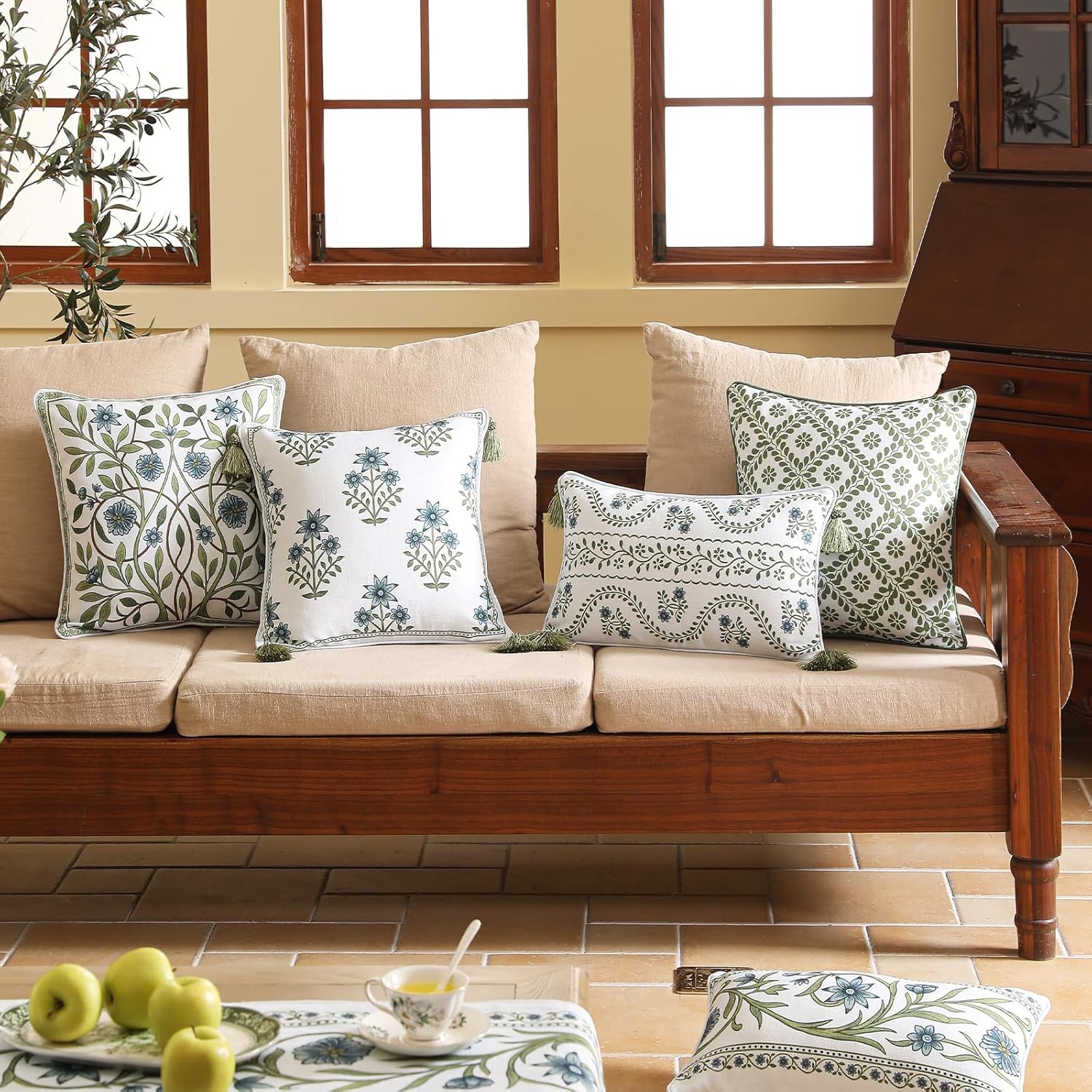 ISAENNE Design Fresh Linen Square Throw Pillow Covers 18"x18", French White Cottage Cushion Covers with Blue Floral Branches Pattern Decor Pillowcases for Bed,Living Room,Outdoor,Car