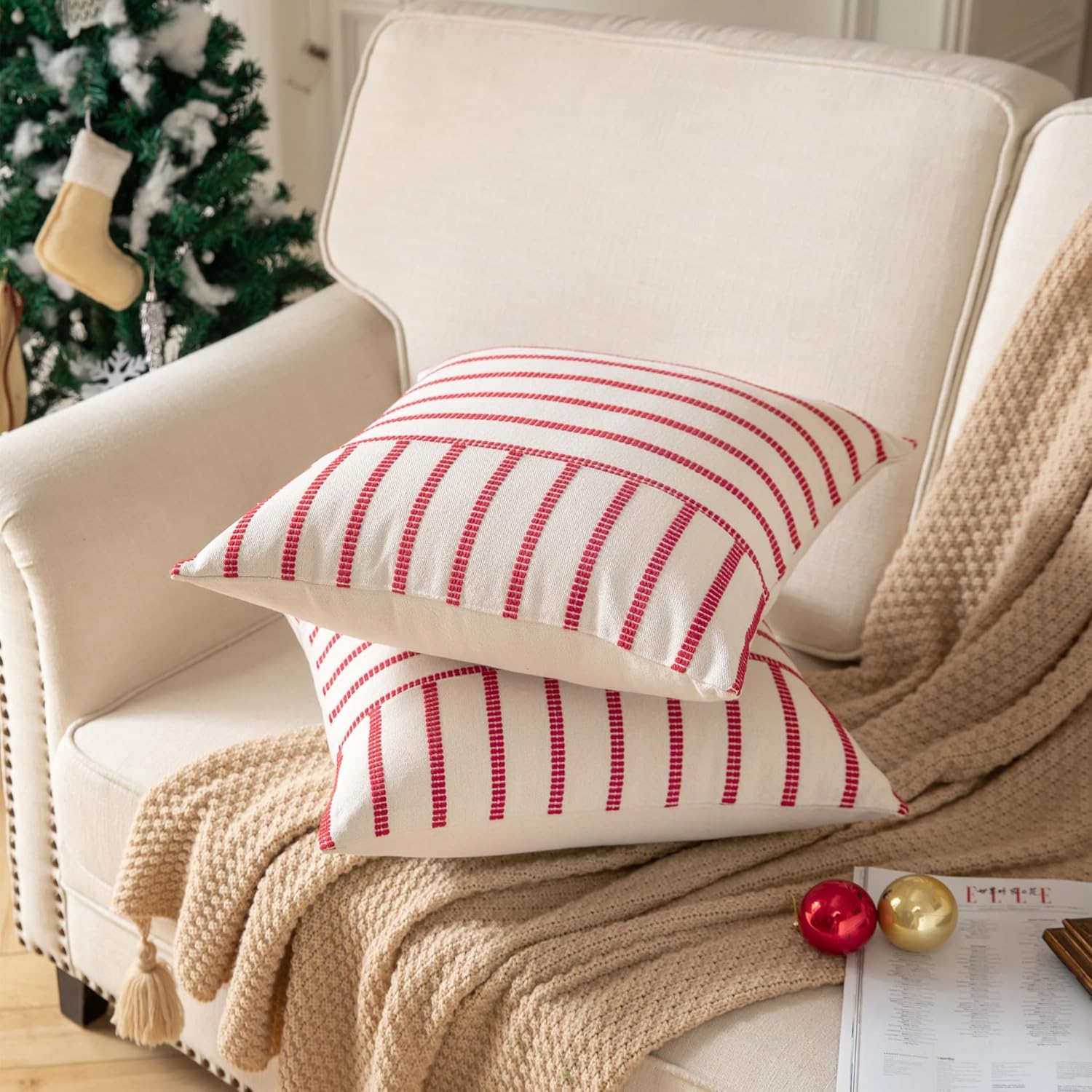 Caflife Boho Christmas Pillow Covers 18x18 Set of 2, Soft Farmhouse Decorative Sofa Pillow Cases, Holiday Red Christmas Throw Pillow Covers, Couch Bed Cushion Covers Living Room Home Decor