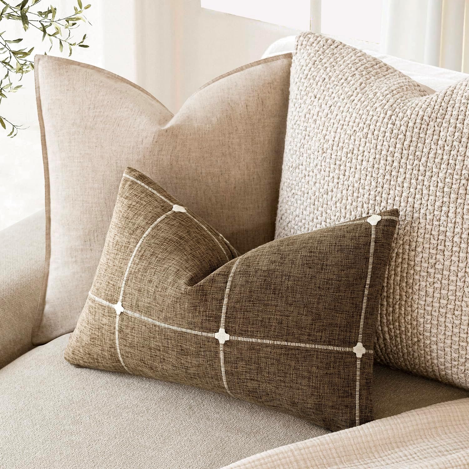 Foindtower Pack of 2 Decorative Faux Linen Jacquard Check Throw Pillow Covers Farmhouse Lumbar Cushion Cover with Grid Textured Accent Pillowcase for Couch Living Room Home Decor,12×20 Inch,Tan Khaki