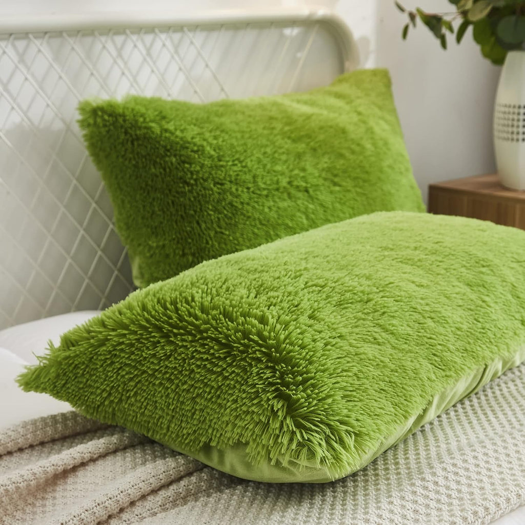 Uhamho Set of 2 Standard Faux Fur Throw Pillow Covers Soft Velvet Decorative Pillowcases Zipper Closure (Apple Green, 20"x26")