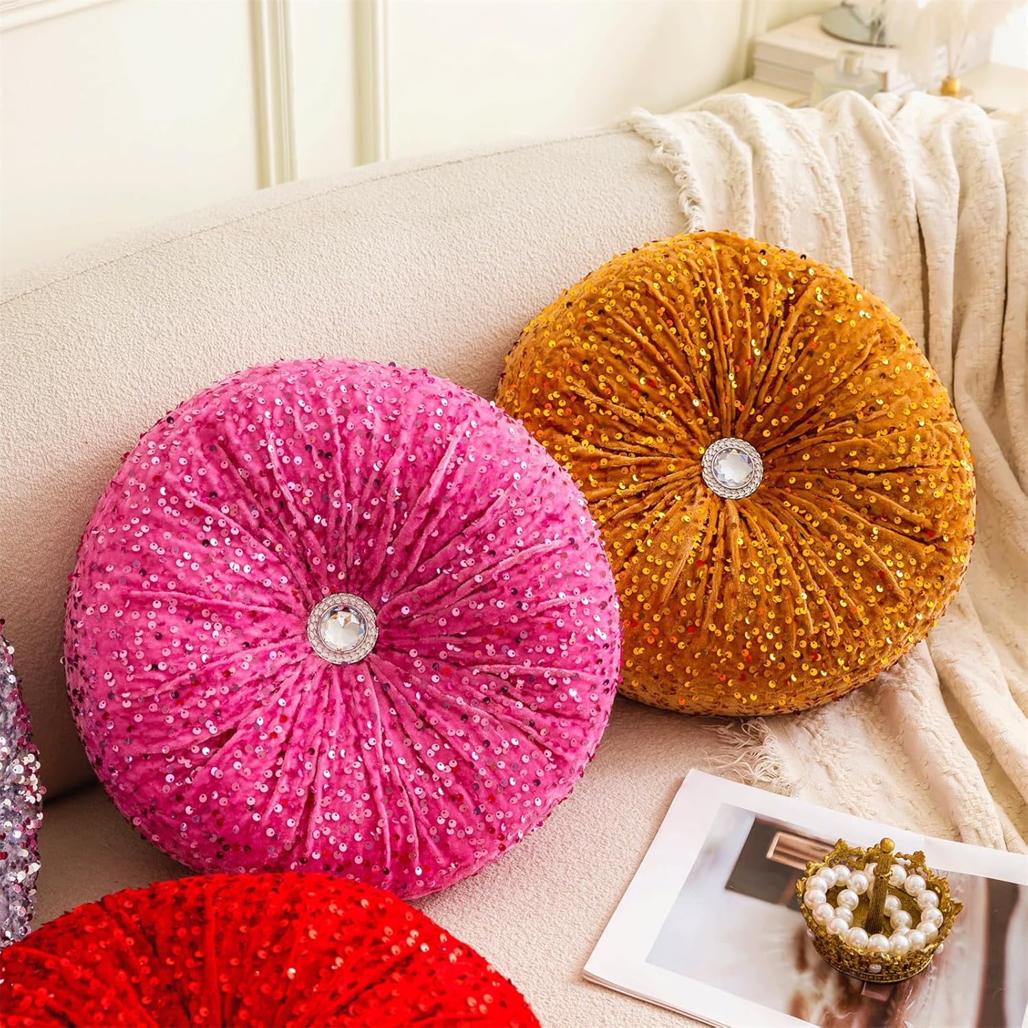 Round Throw Pillow, 13.7" Soft Glitter Sequin Pleated Pumpkin Decorative Round Pillow Circle Floor Pillow Cushions for Sofa Bed Chair Living Room Floor Home Decoration, Yellow