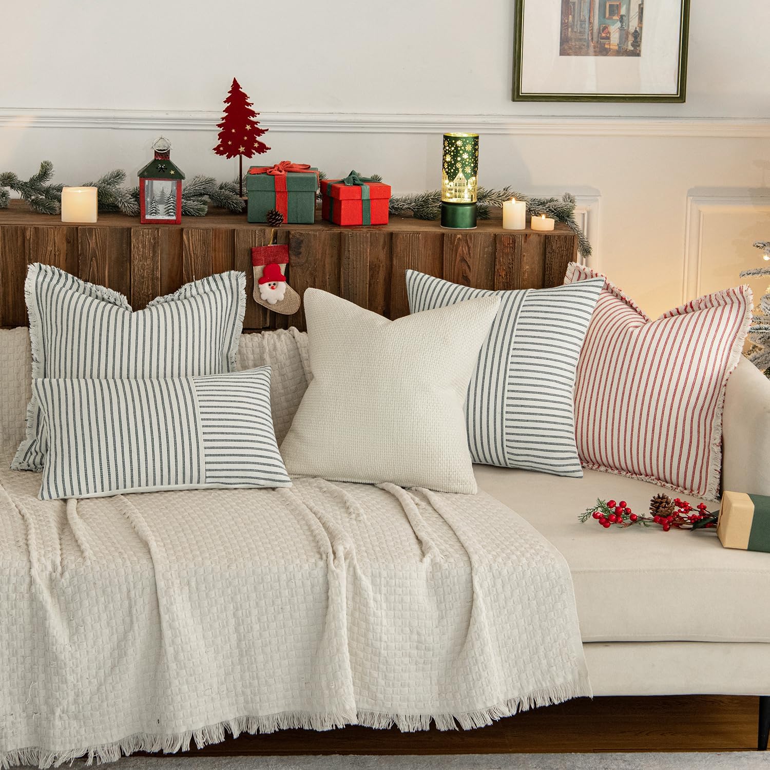 MIULEE Pack of 2 Christmas Red Pillow Covers 20x20 Inch Striped Farmhouse Couch Throw Pillow Covers with Fringe Chic Linen Decorative Cushion Covers for Sofa Living Room Bed Outdoor Home Decor