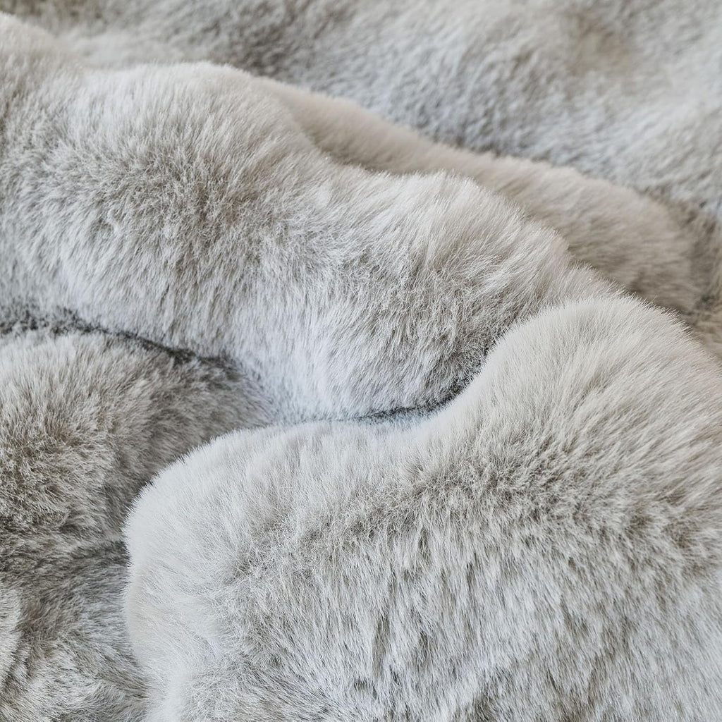 Faux Fur Decorative Throw Pillow Cover Plush Thick Bubble Pillow Covers Luxury Soft Cozy Accent Pillowcase for Spring Sofa Living Room Couch Bed (Light Grey,12"x20")