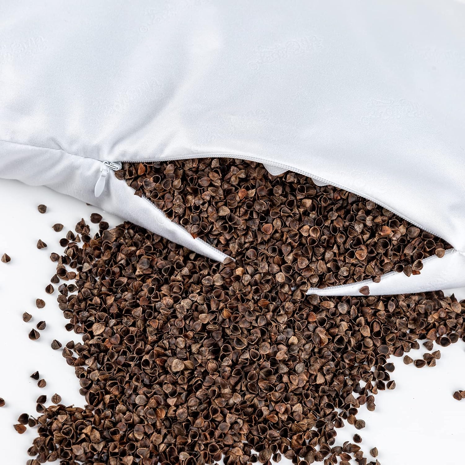 Buckwheat Neck Support Pillow Cervical Neck Cylinder Bolster Pillow,Buckwheat Hulls Adjustable Roll Pillow,Neck Pain Relief for Back and Side Sleepers Round Pillows for Lunch Break Brown, 6*15 inch