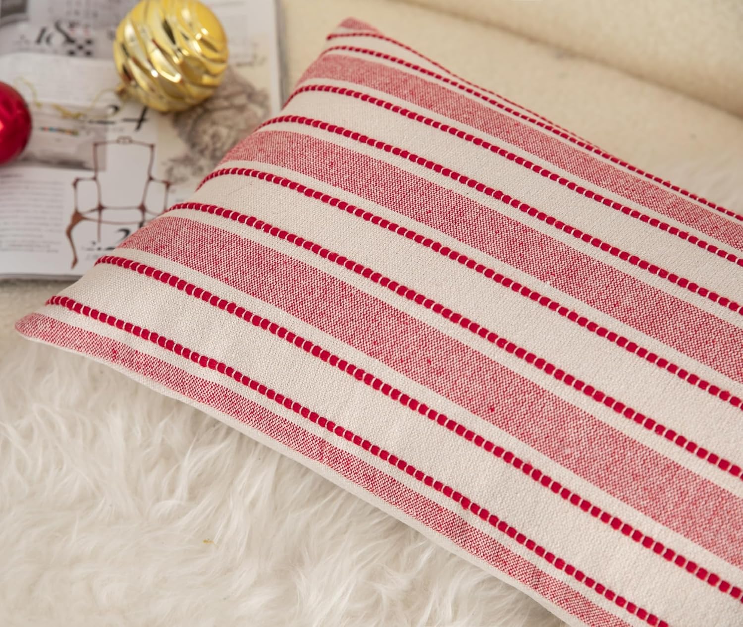 Christmas Lumbar Pillow Covers, Boho Textured Long Accent Pillow Case, Red Pillow Covers 14 x 36 Inch Christmas Decorative, Chair Sofa Bedroom Living Room Home Decor Cushion Case, Pack of 1