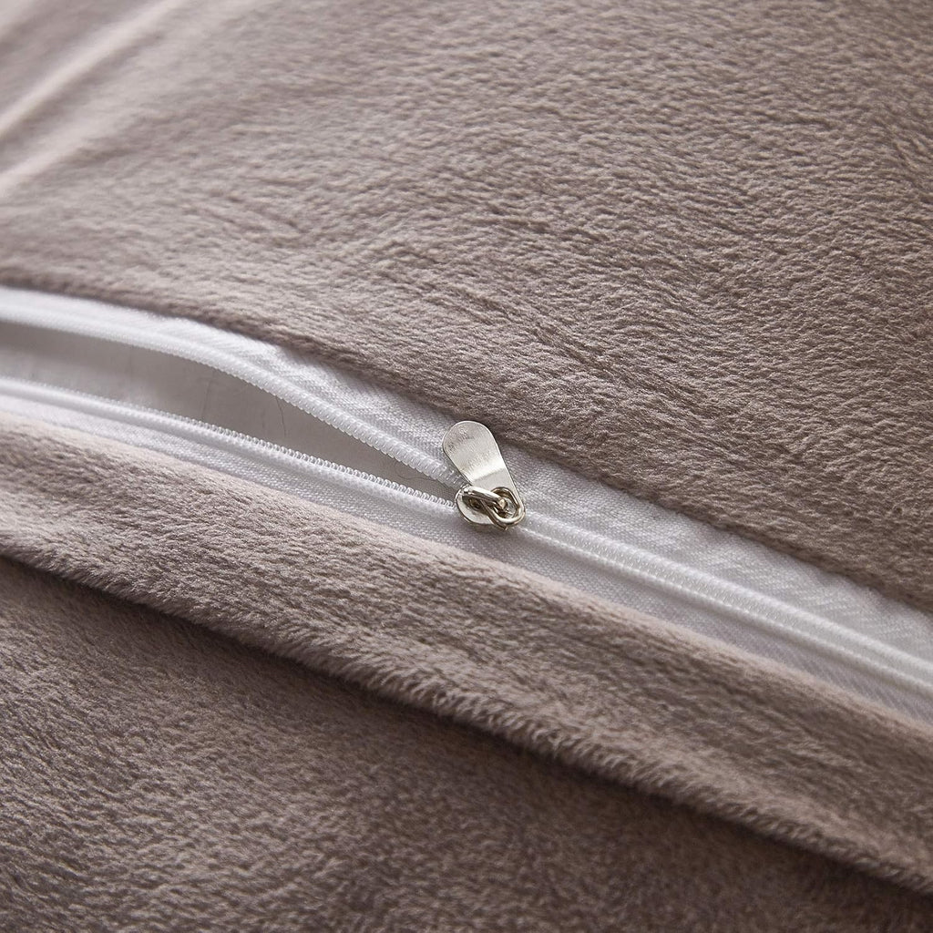 Uhamho Set of 2 Faux Fur Throw Pillow Covers Soft Velvet Decorative Pillowcases Zipper Closure (Purplish Taupe, 20"x36")