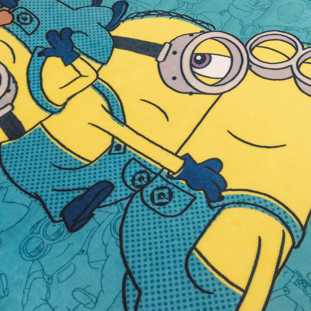 ZippySack Twin Bed Zip-Up Bedding – Super Soft Fleece Fitted Blanket with Side Pocket & Durable Zipper – Easy Bed-Making for Kids (Minions)