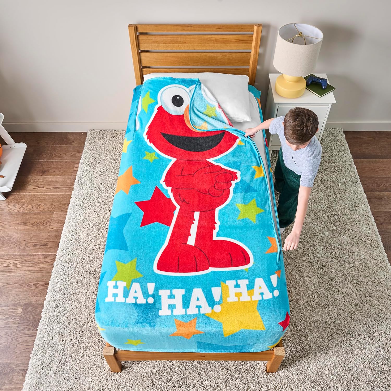 ZippySack Twin Bed Zip-Up Bedding – Super Soft Fleece Fitted Blanket with Side Pocket & Durable Zipper – Easy Bed-Making for Kids (Sesame Street Elmo)