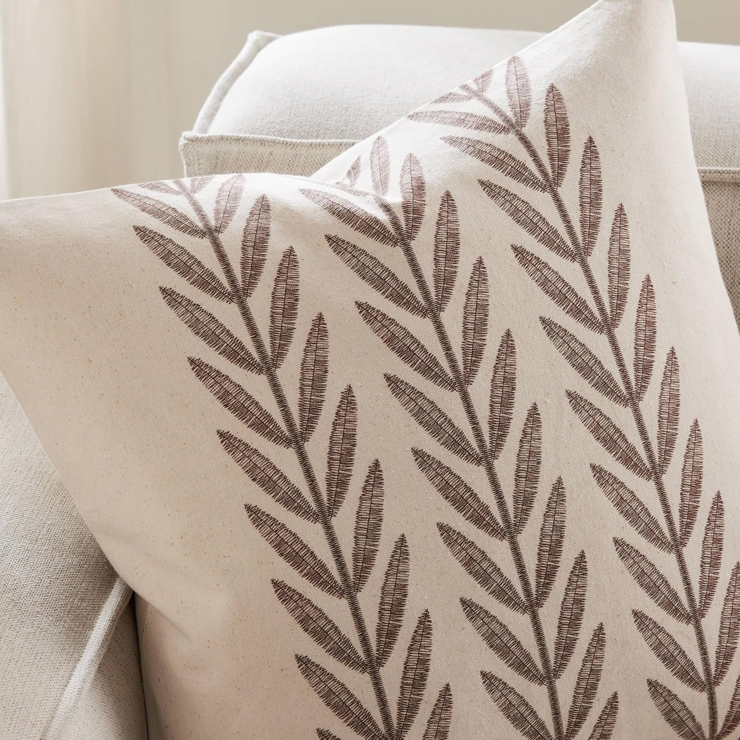 100% Cotton Farmhouse Leaves Throw Pillow Covers Set of 2, 22x22 Inch Chocolate Pastoral Decorative Print Cushion Covers for Sofa Bed Living Room Home Decor