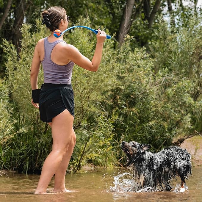 Chuckit! Dog Ball Launcher - Classic 26" with Medium (2.5"), Dog Fetch Ball Thrower, For Dogs 20-60 Pounds, Made in USA