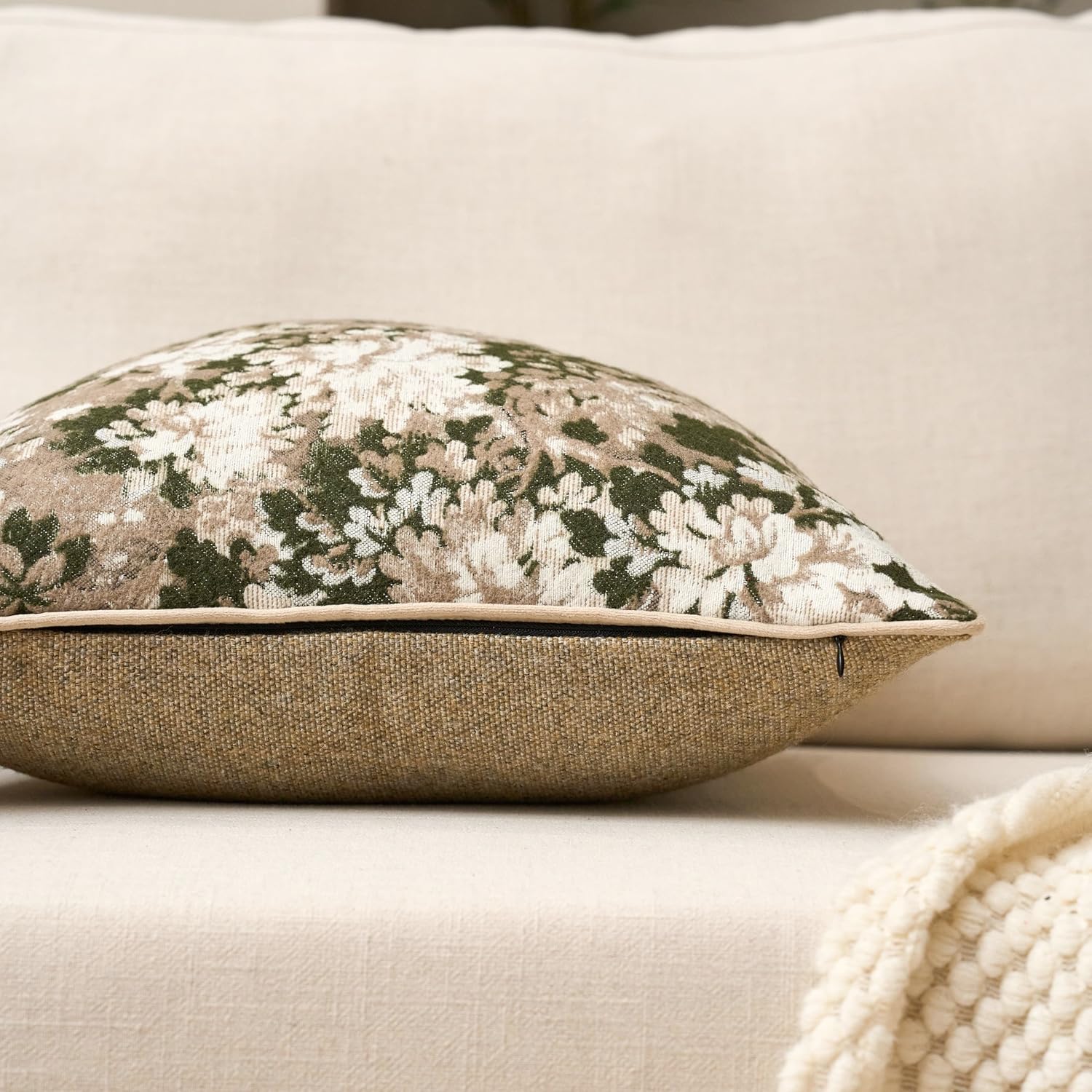 Yangest Neutral Floral Pillow Cover 20 x 20 Inches, Vintage Chenille Square Throw Pillow Cover Soft Decorative Farmhouse Accent Couch Pillow Cover for Living Room Bedroom, Green