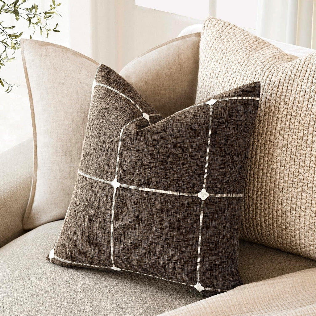 Foindtower Pack of 2 Decorative Faux Linen Jacquard Check Throw Pillow Covers Farmhouse Cushion Cover with Grid Textured Accent Pillowcase for Couch Sofa Living Room Home Decor,20×20 Inch,Cocoa Brown