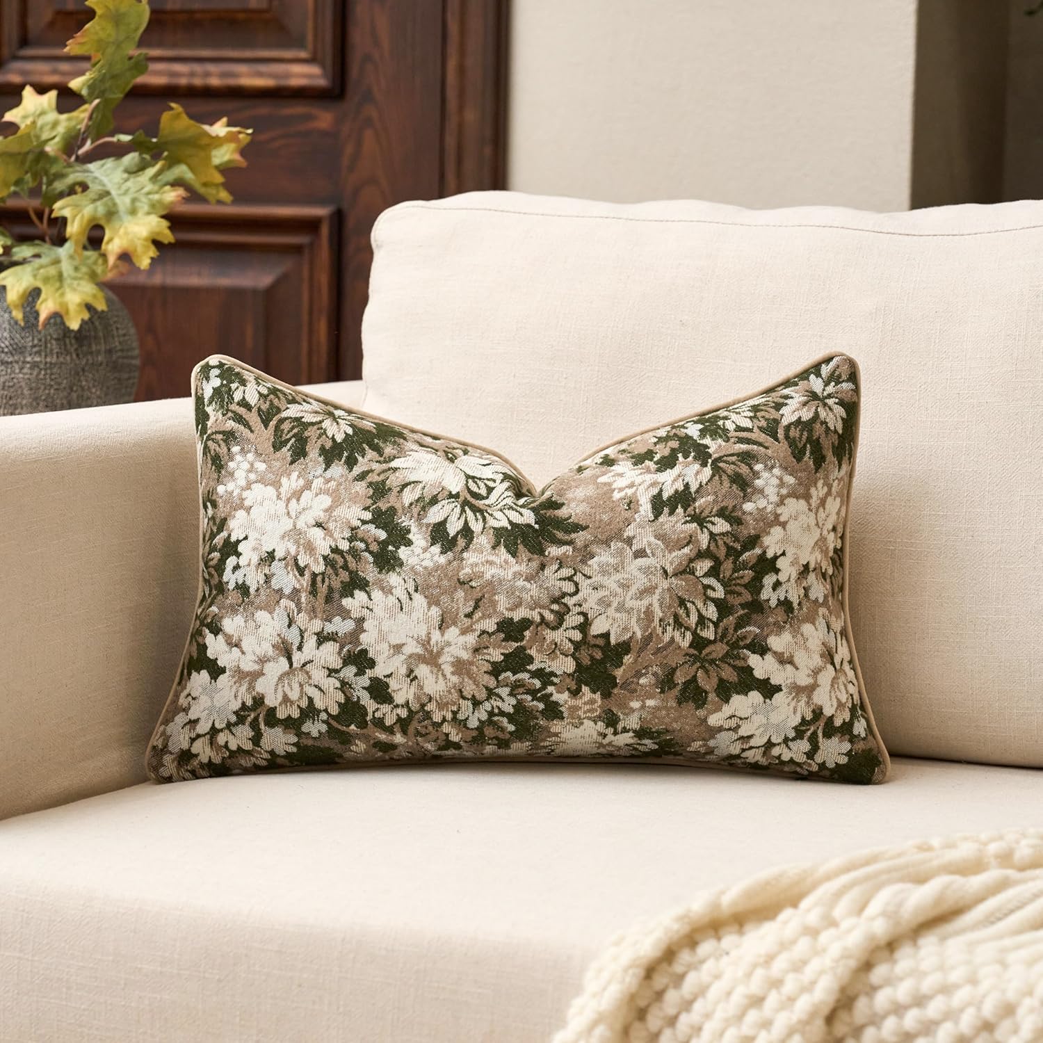 Yangest Neutral Floral Pillow Cover 12 x 20 Inches, Vintage Chenille Rectangle Throw Pillow Cover Soft Decorative Farmhouse Accent Couch Pillow Cover for Living Room Bedroom, Green