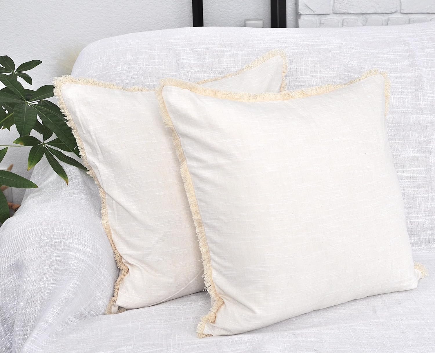 20×20 Cream White Cotton Throw Pillow Covers with Decorative Fringe Boho Farmhouse Beige Cushion Covers with Tassels Linen Like Textured Accent Pillowcases for Bed Chair Sofa Living Room Set of 2