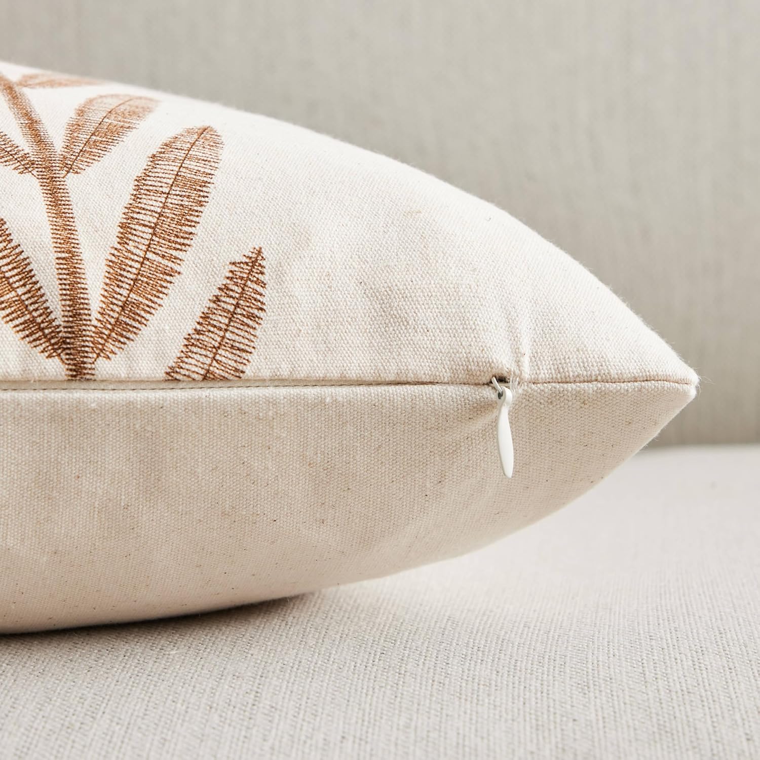 100% Cotton Farmhouse Leaves Throw Pillow Covers Set of 2, 22x22 Inch Caramel Pastoral Decorative Print Cushion Covers for Sofa Bed Living Room Home Decor