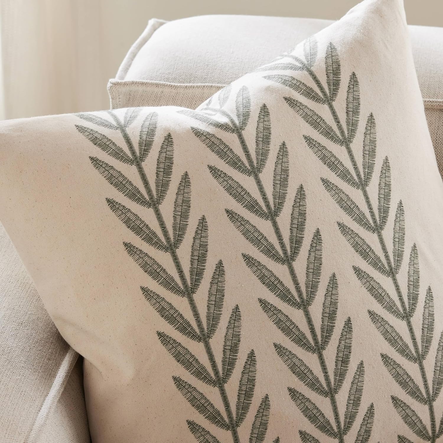100% Cotton Farmhouse Leaves Throw Pillow Covers Set of 2, 16x16 Inch Green Pastoral Decorative Print Cushion Covers for Sofa Bed Living Room Home Decor