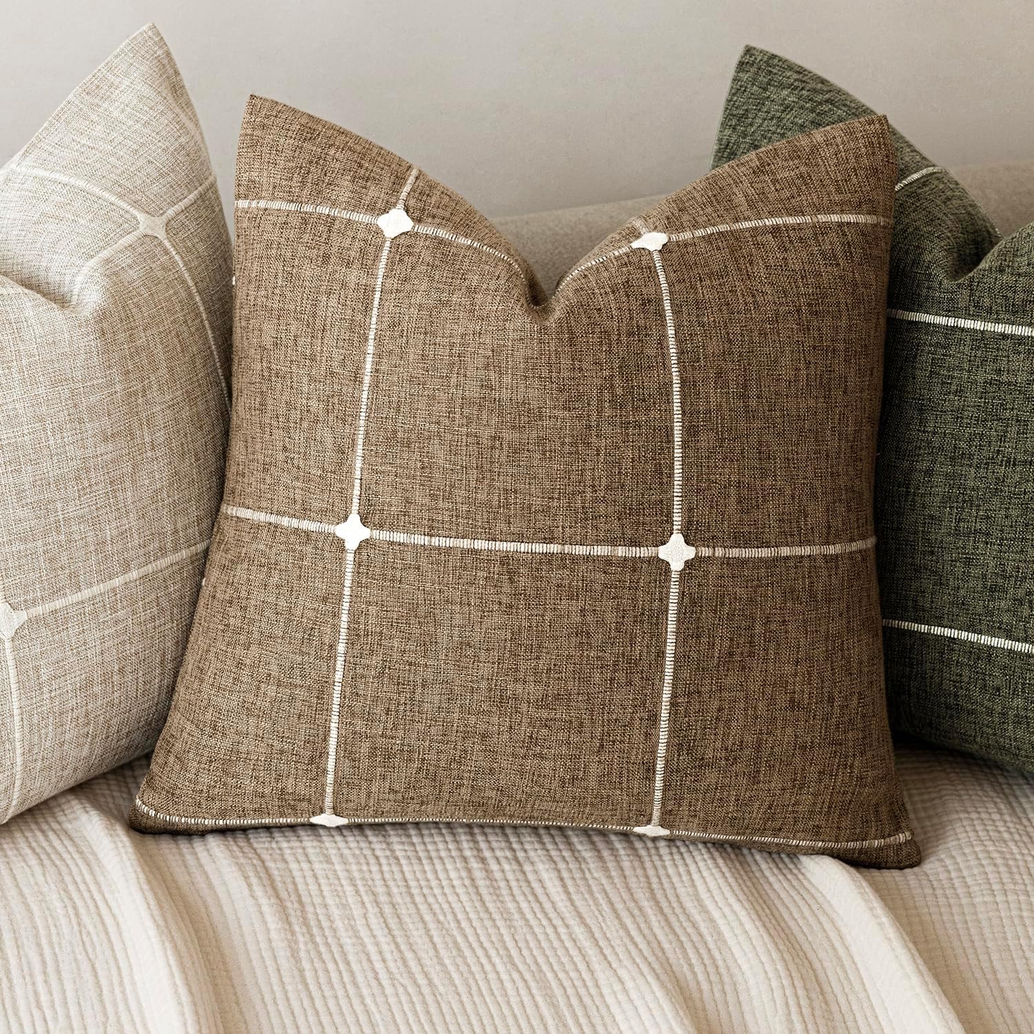 Foindtower Pack of 2 Decorative Faux Linen Jacquard Check Throw Pillow Covers Farmhouse Cushion Cover with Grid Textured Accent Pillowcase for Couch Sofa Living Room Home Decor,18×18 Inch,Tan Khaki