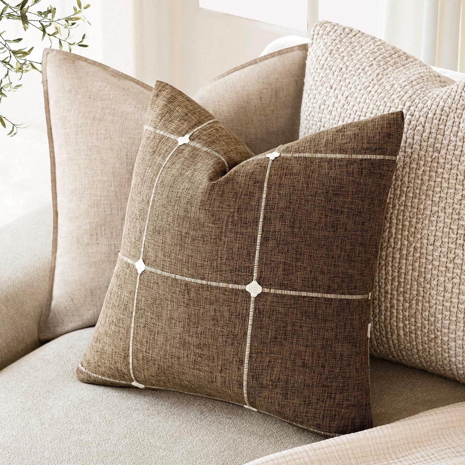 Foindtower Pack of 2 Decorative Faux Linen Jacquard Check Throw Pillow Covers Farmhouse Cushion Cover with Grid Textured Accent Pillowcase for Couch Sofa Living Room Home Decor,18×18 Inch,Tan Khaki