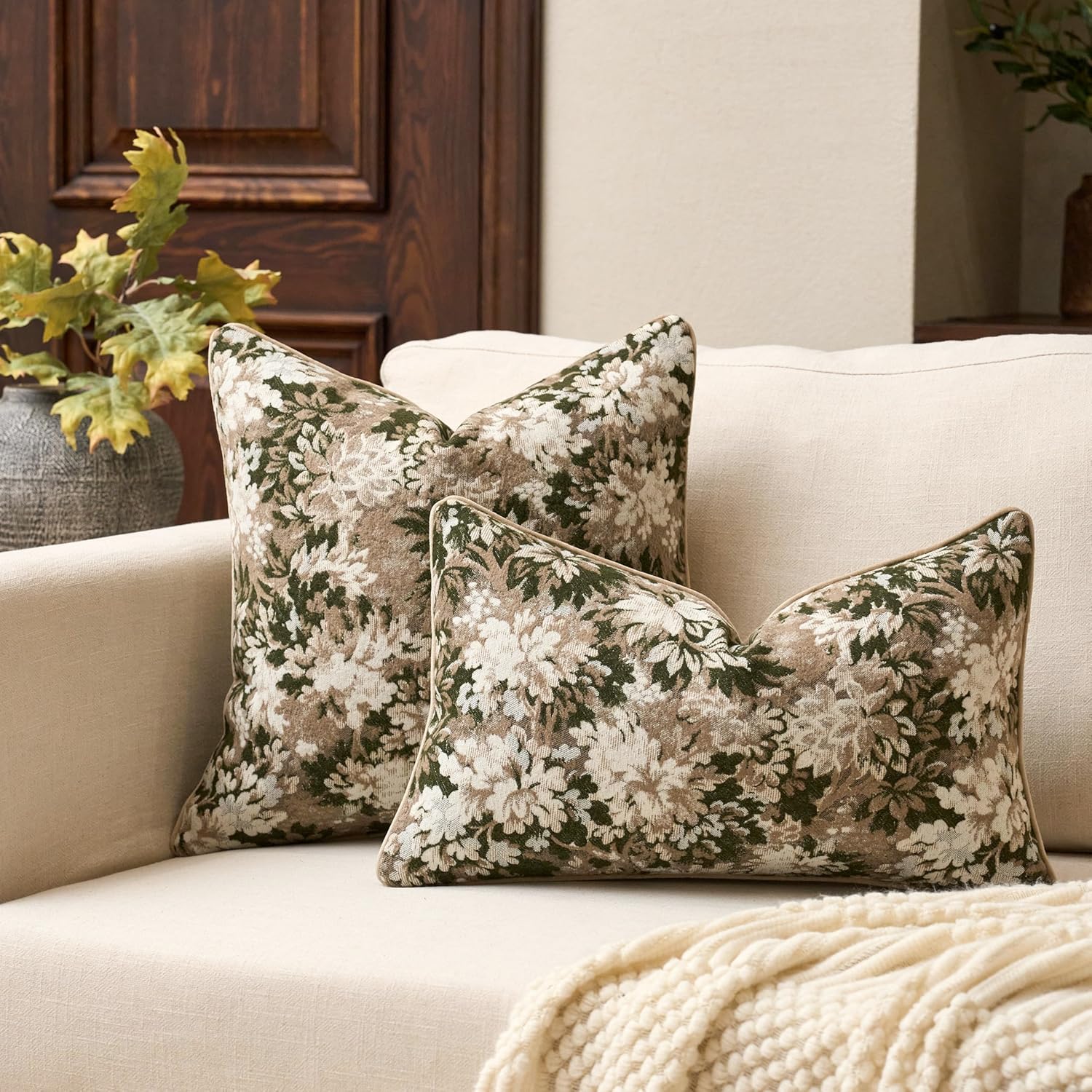 Yangest Neutral Floral Pillow Cover 24 x 24 Inches, Vintage Chenille Square Throw Pillow Cover Soft Decorative Farmhouse Accent Couch Pillow Cover for Living Room Bedroom, Green